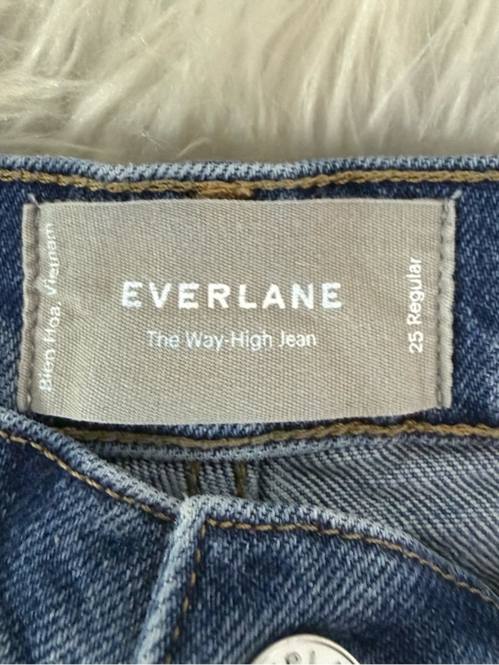 Everlane The Way-High Jean Size 25 High Rise Wide Leg Raw Hem Blue Denim - Picture 4 of 9